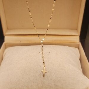 Elegant 14kt Gold Cross Pendant Necklace 20 Length
